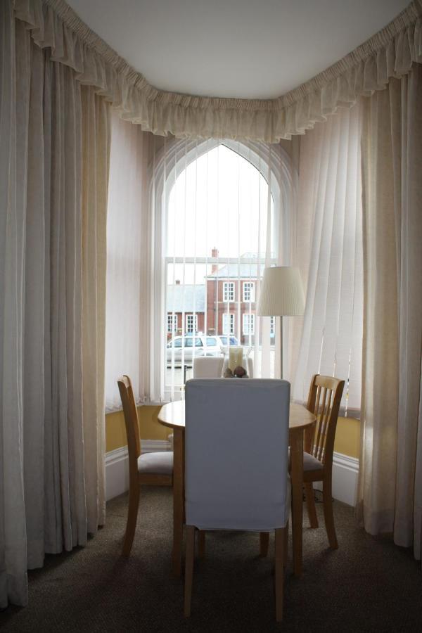 No2 Abbey View Apartment Уитби Екстериор снимка
